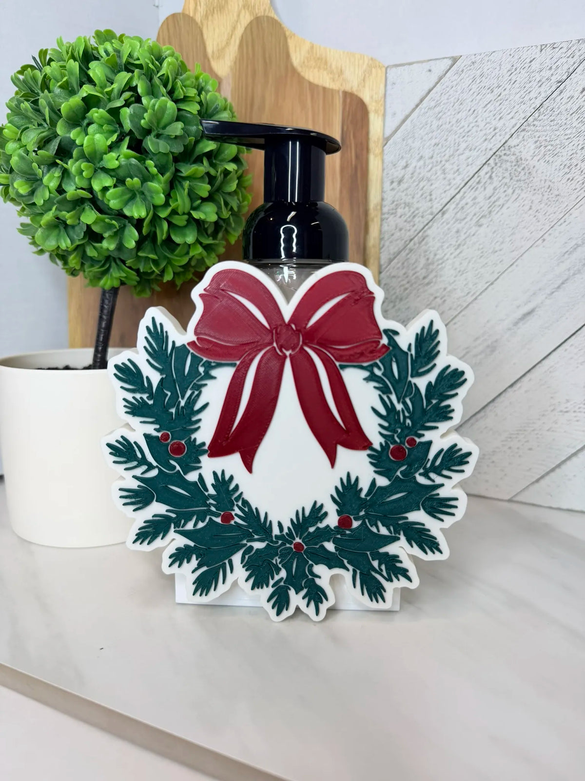 BBW - Bath and Body Works Holder - Christmas Wreath - Soap sold separately