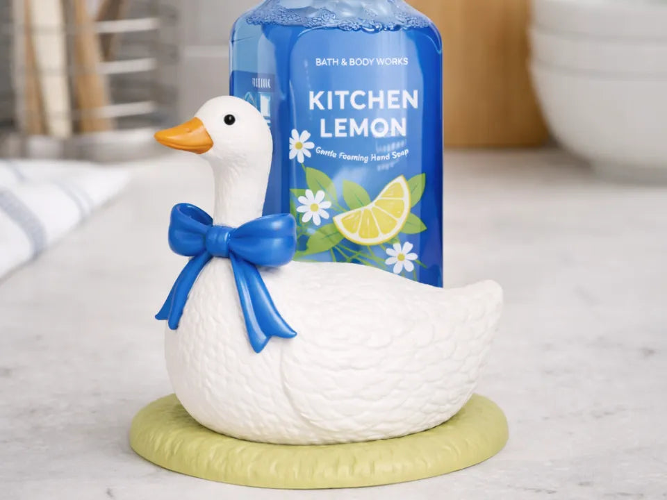 BBW Bath and Body Works Classic Goose - Soap sold separately