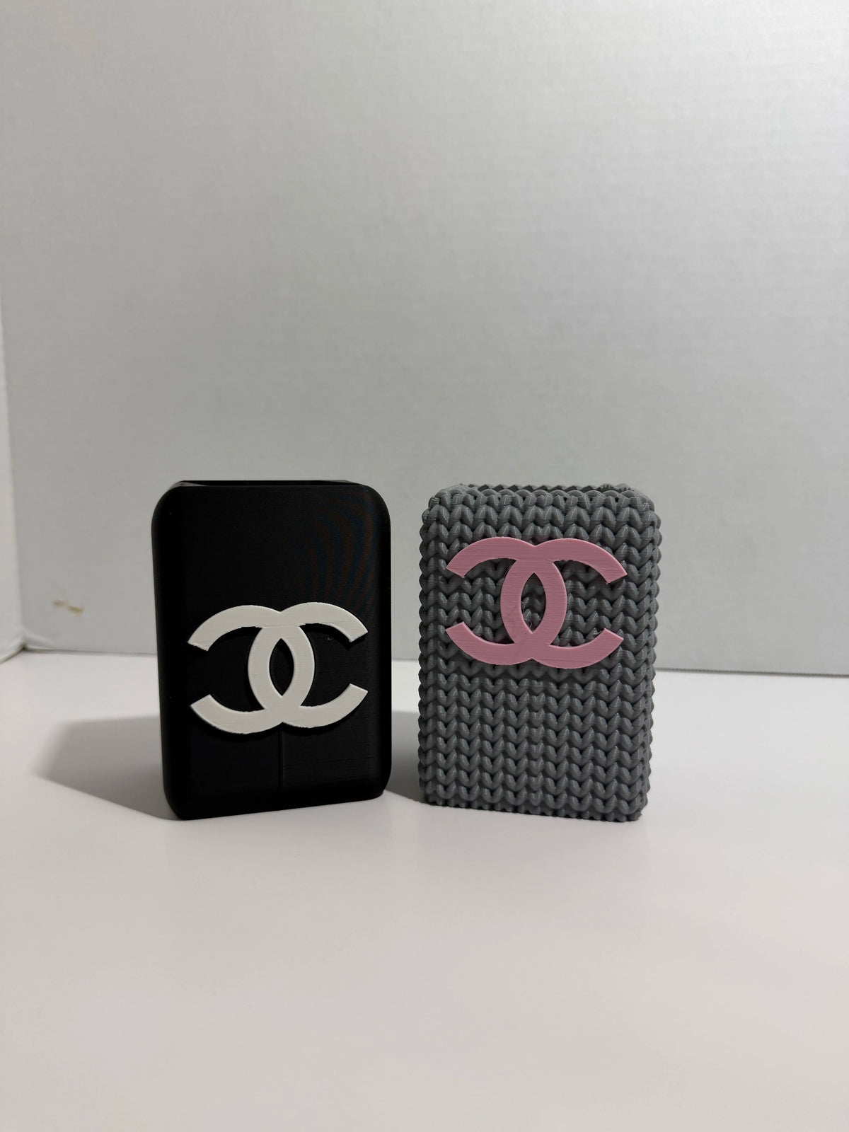 CHANEL - BBW Bath and Body works Holder in Smooth and Knit Texture