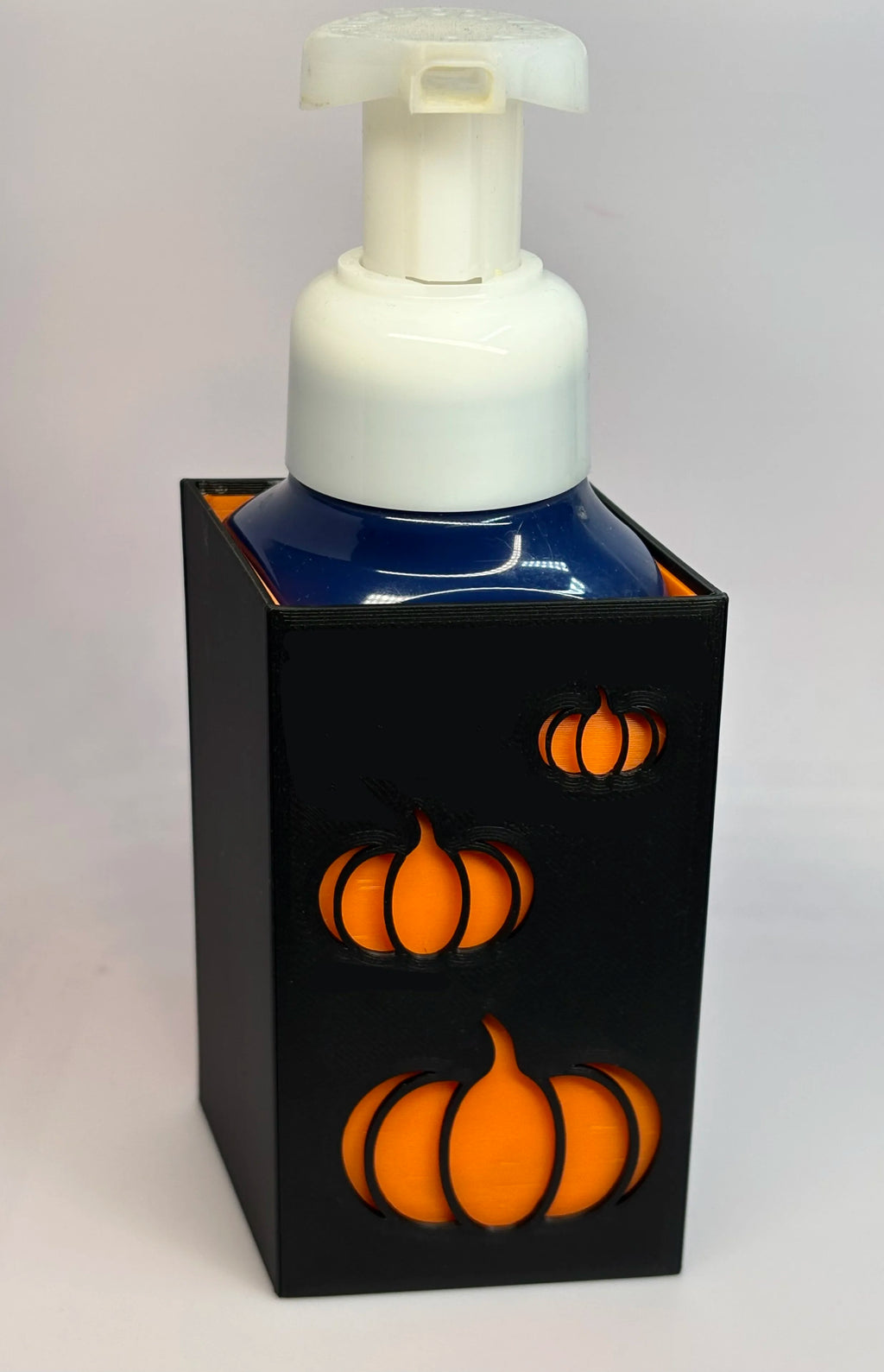 BBW - Bath and Body works - Halloween Themed Pumpkin Patch Sleeve for Hand Soap Dispenser