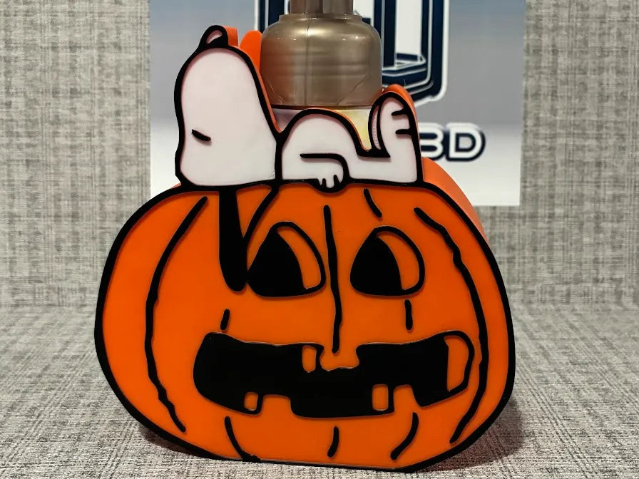 Bathroom - BBW Snoopy / Pumpkin Bath Body Works Holder - Soap sold separately