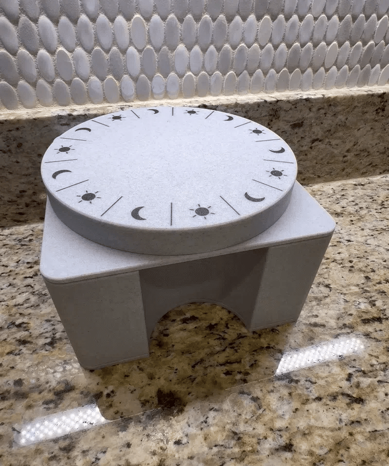 Rotating Pill Dispenser. - Day of Week with AM/PM option