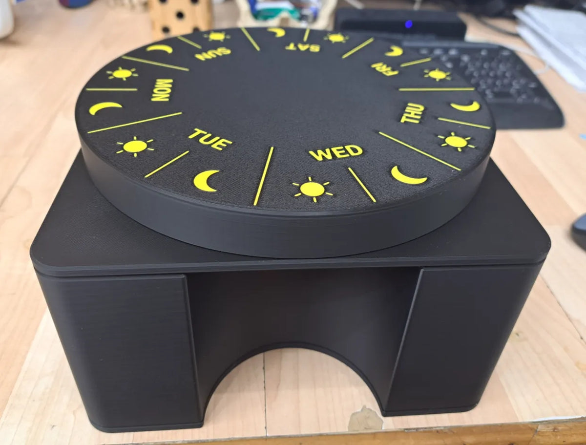 Rotating Pill Dispenser. - Day of Week with AM/PM option