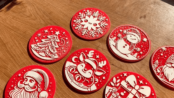 8 Unique Christmas Coasters & Holder