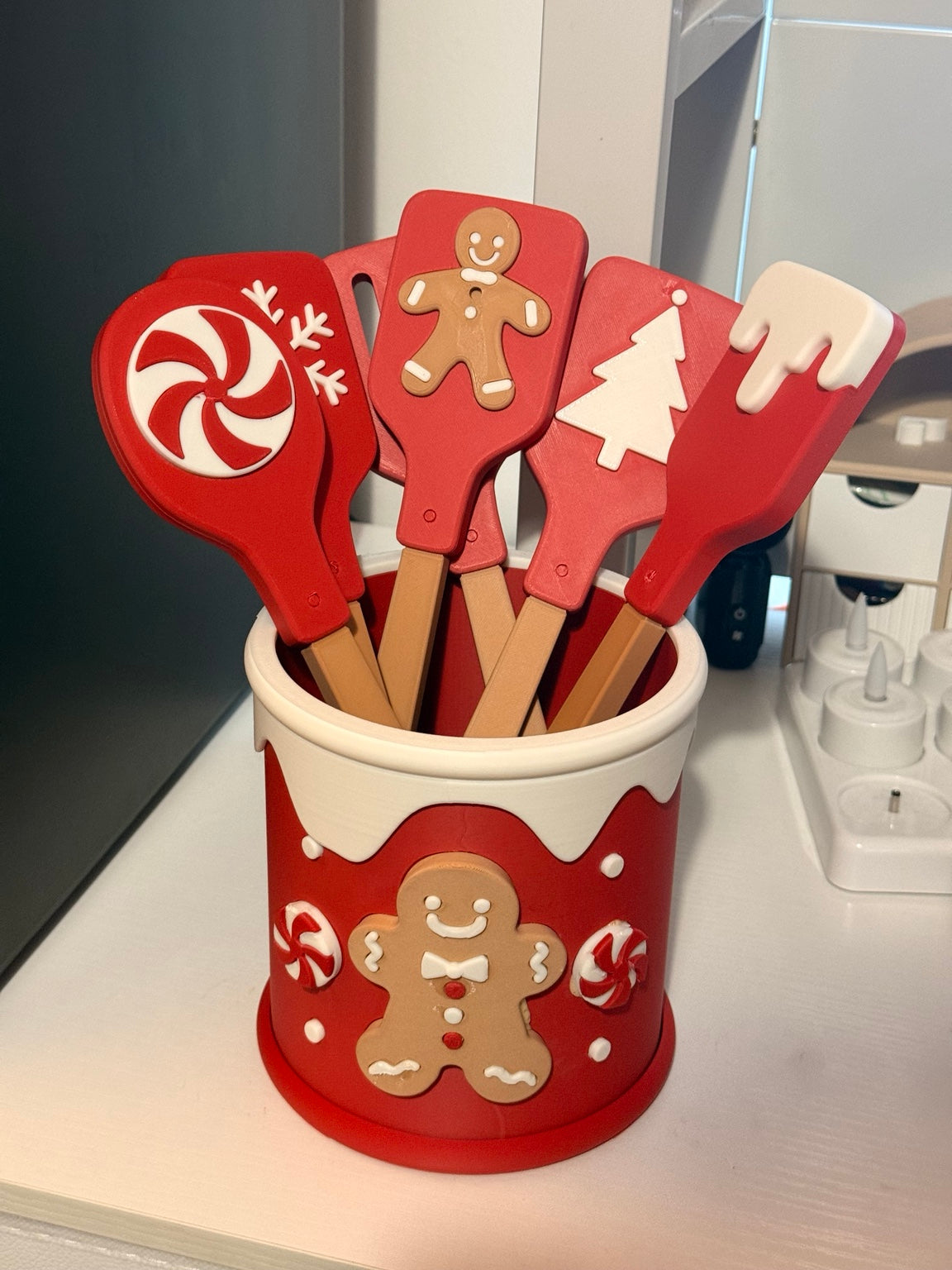 Festive Kitchen Utensil Set - Option for Round Festive Utensil Holder