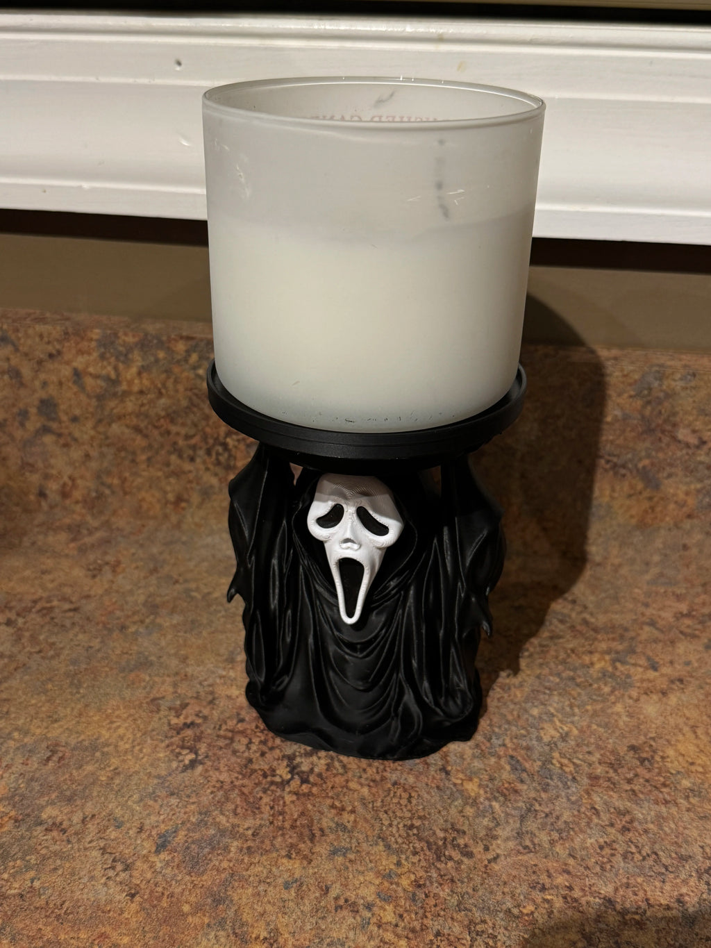 Ghostface Candle Holder w/ 2 Size Plates for 3 with candles.