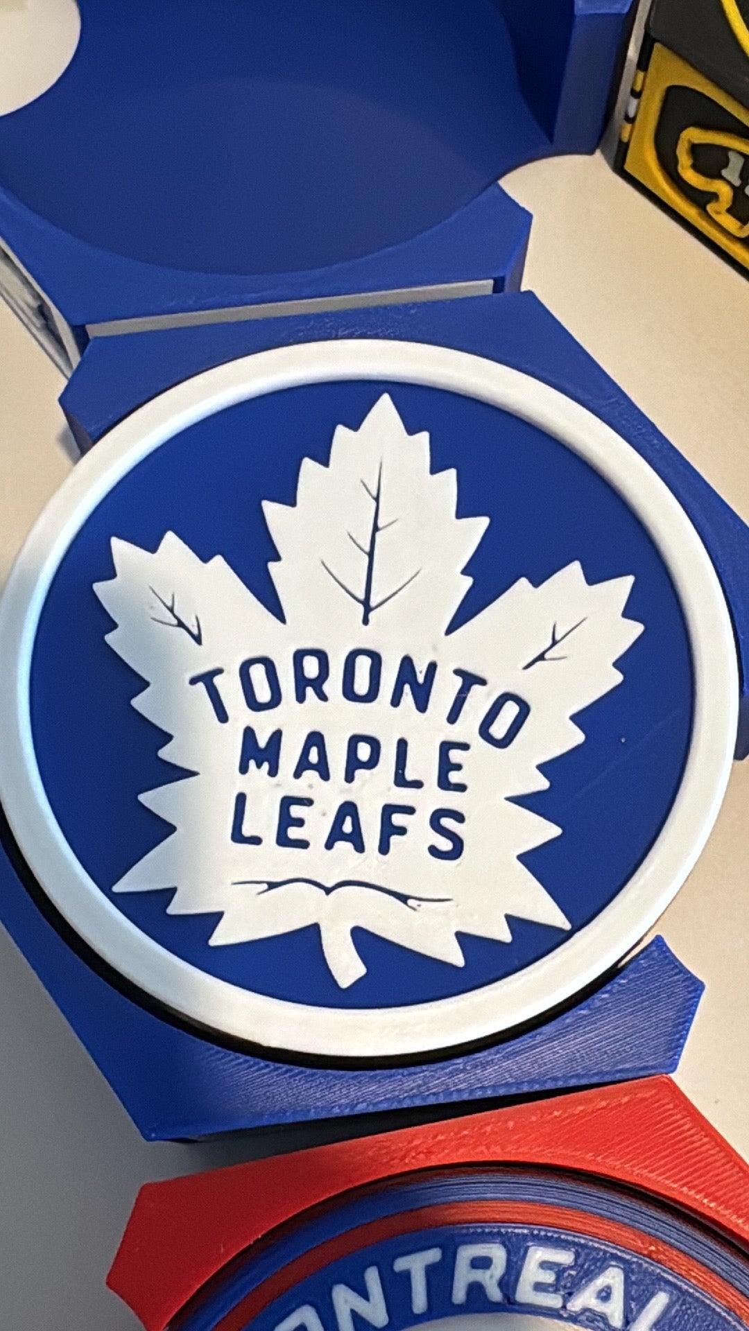 NHL Fan Stand Holder - Toronto Maple Leafs - 5 Piece Cork Backed Premium Set