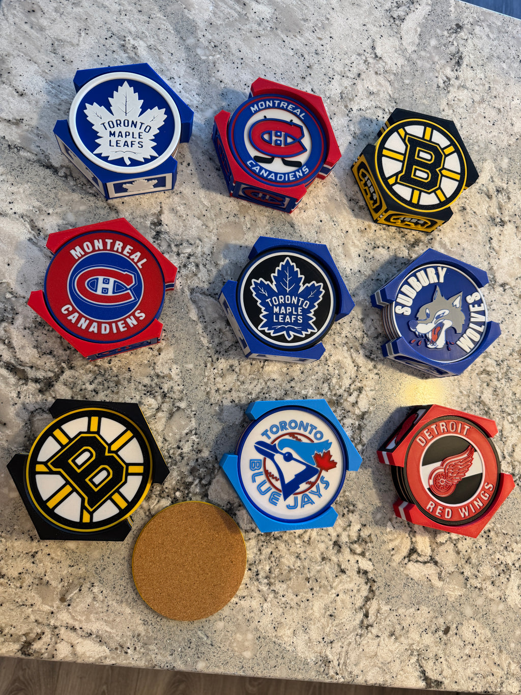 NHL Fan Stand Holder - Toronto Maple Leafs - 5 Piece Cork Backed Premium Set